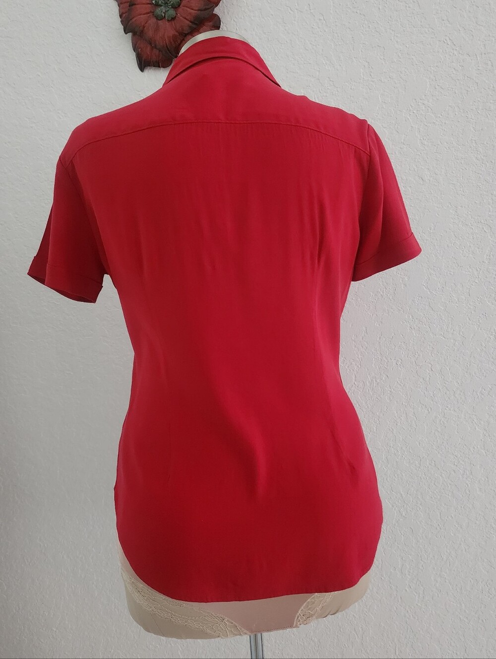 EXPRESS | Red Top - Picture 3 of 15